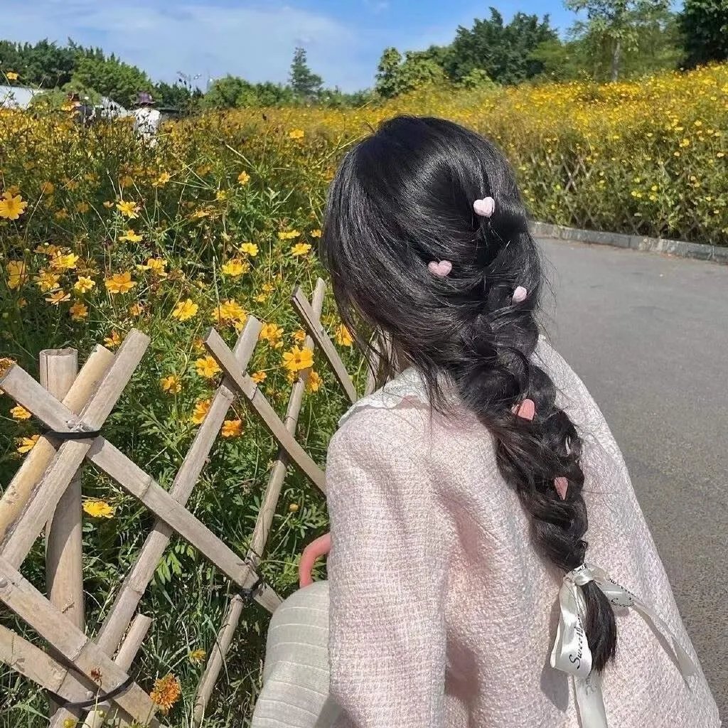 狂风飞絮