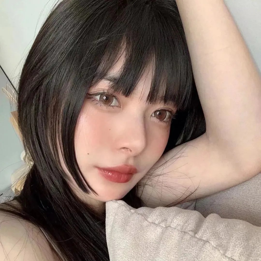 铁路的白蔷薇